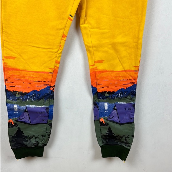 Yellow Staple Joggers with Scenic Print - Picture 3 of 7